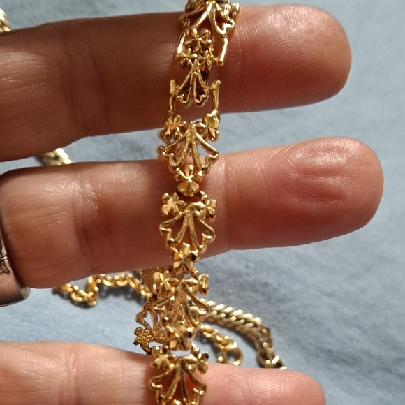 Gold Floral Bracelet Trio (Bra050) - Picture 2 of 4